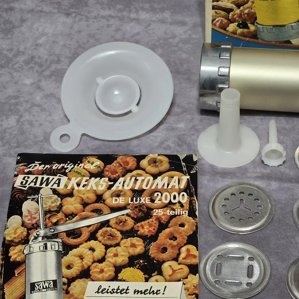 Sawa 2000 Deluxe Cookie Press & Biscuit Maker Made In Sweden Incomplete VTG